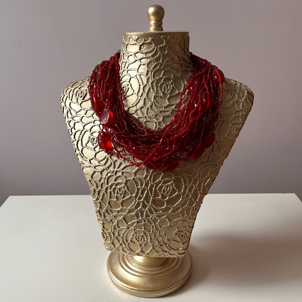 VINTAGE EUROPEAN Multi-Strand Choker/Necklace❣️❣️